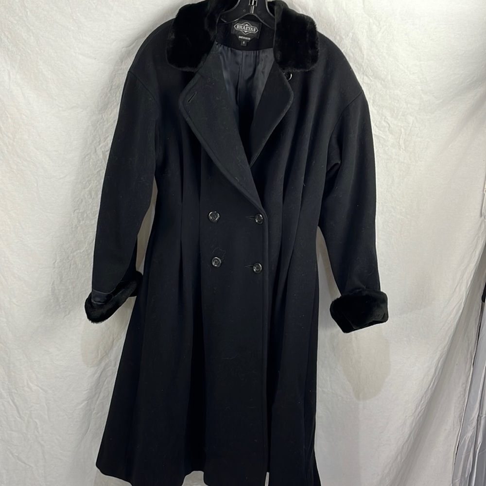 Vintage lady coat faux fur detail 6